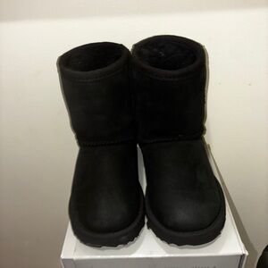 SOLD Black Suede UGG toddler 6C ankle boots